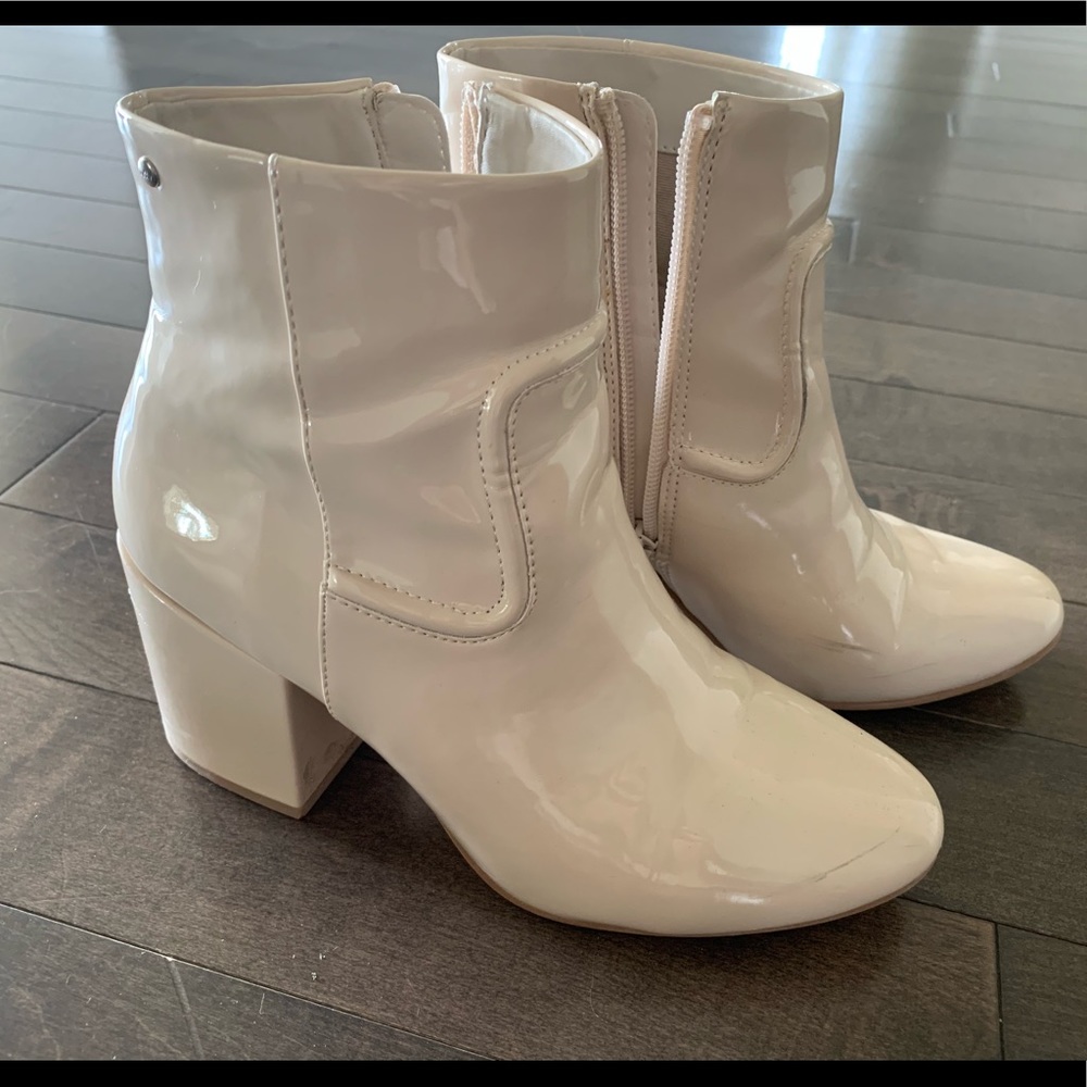 Matt & Nat off white booties